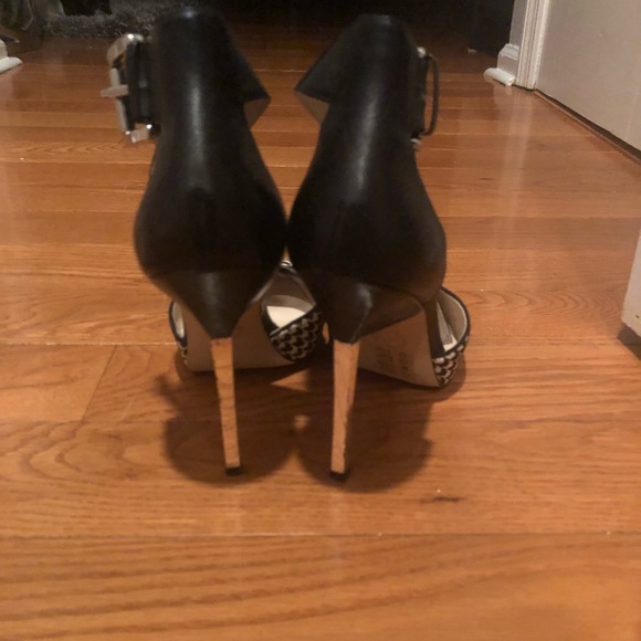 Michael kors heels - Picture 2 of 2